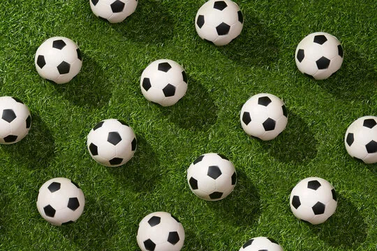 用户在手机上使用 MK体育 应用